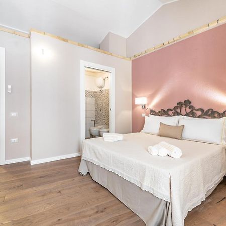קליארי Promenade Boutique Rooms - City Centre מראה חיצוני תמונה