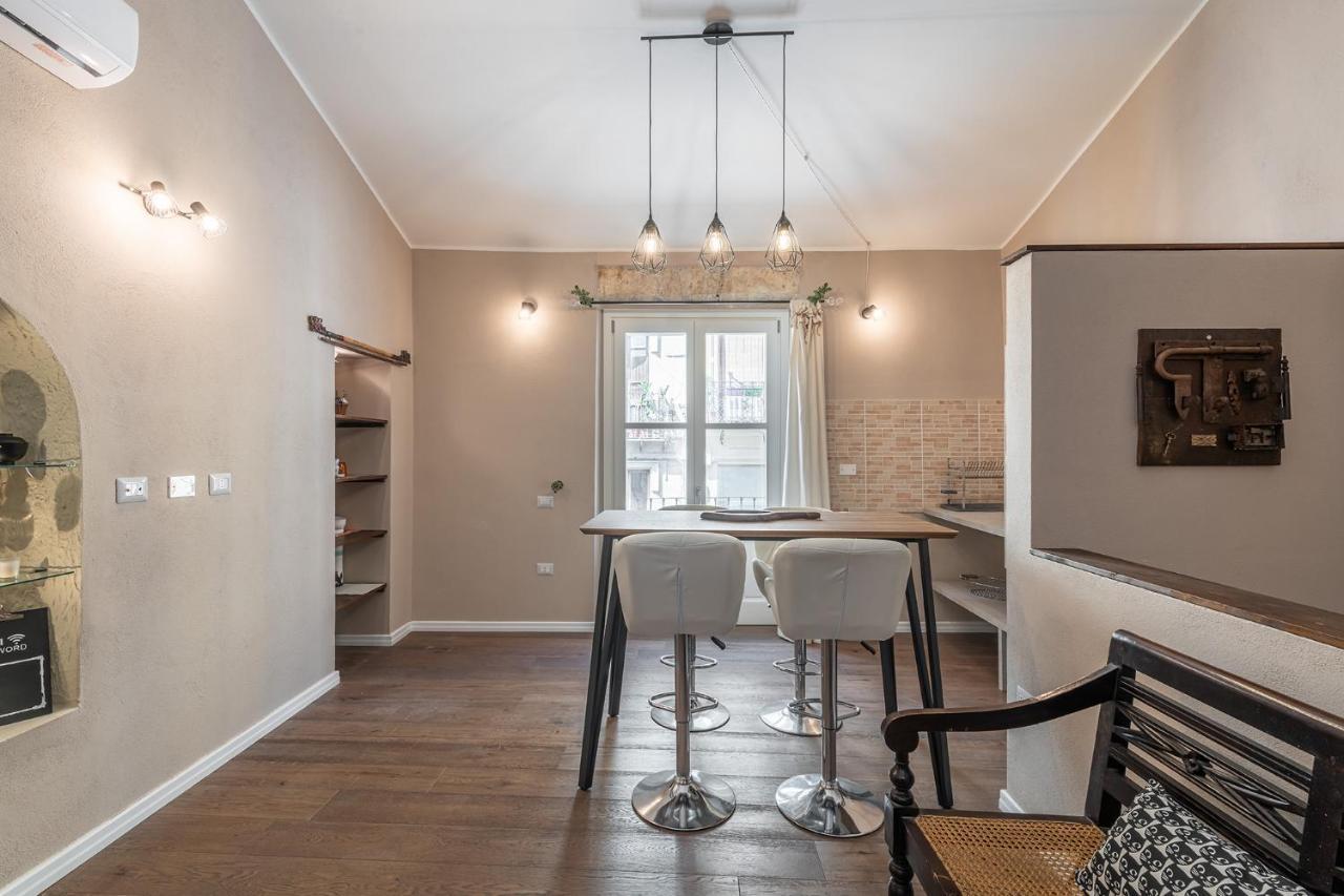 קליארי Promenade Boutique Rooms - City Centre מראה חיצוני תמונה