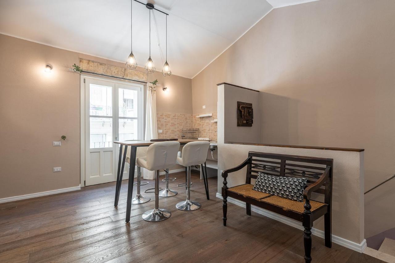 קליארי Promenade Boutique Rooms - City Centre מראה חיצוני תמונה