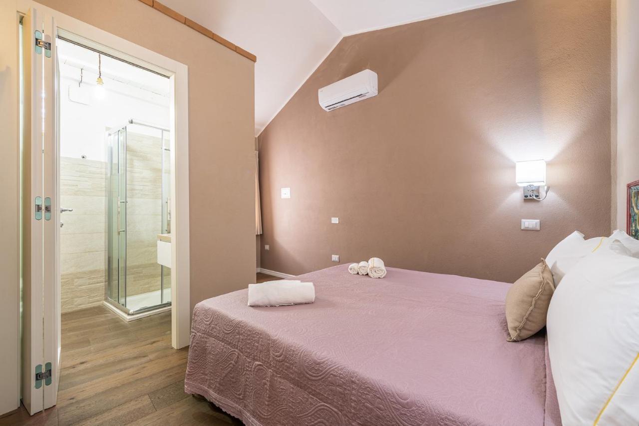 קליארי Promenade Boutique Rooms - City Centre מראה חיצוני תמונה